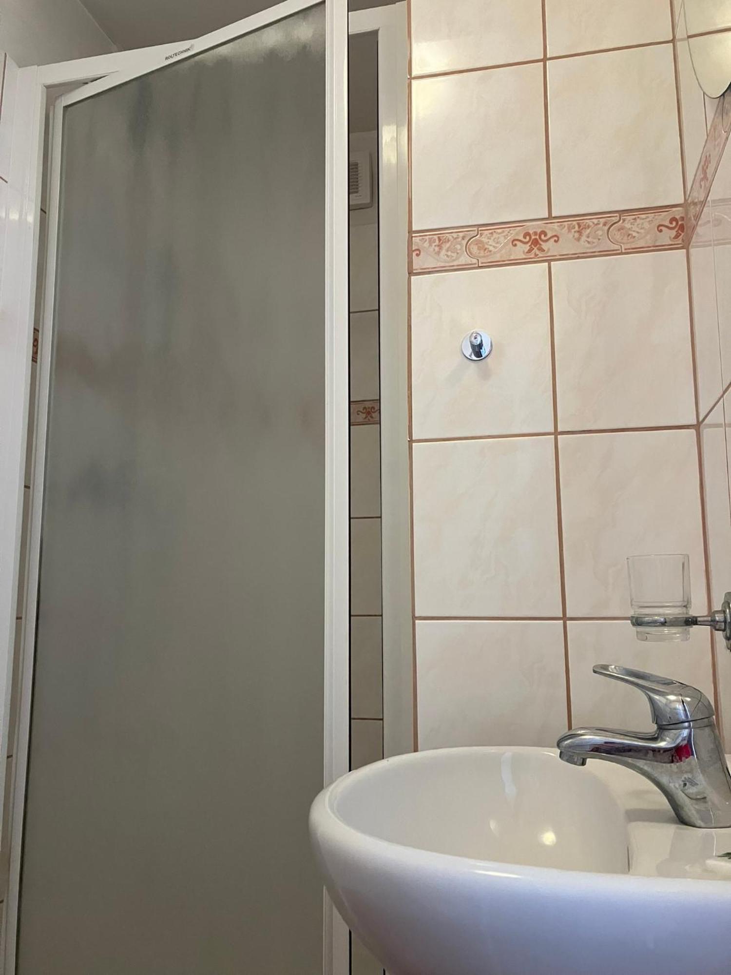 Chata Tereza Janov nad Nisou Zewnętrze zdjęcie